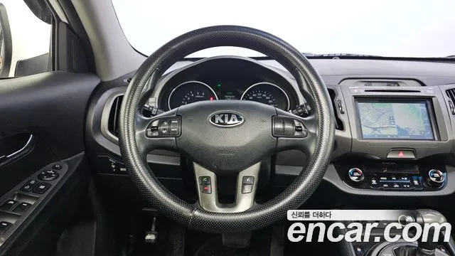 Kia Sportage 2013 thumb 10
