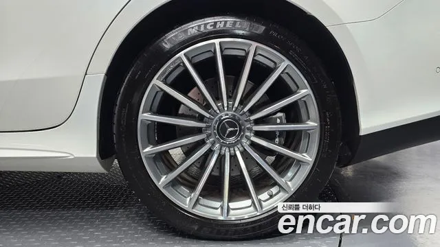 Mercedes-Benz AMG GT 2021 thumb 12
