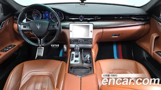 Maserati Quattroporte 2016 thumb 7