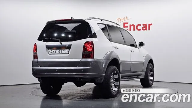 KGM Rexton 2010 thumb 10