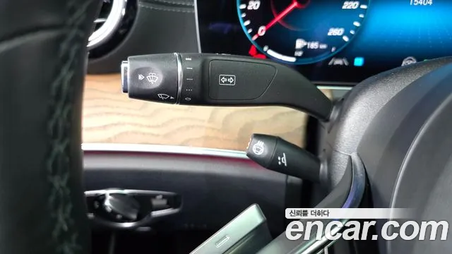 Mercedes-Benz E-Class 2021 thumb 5