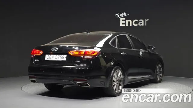 Hyundai Aslan 2015 thumb 12