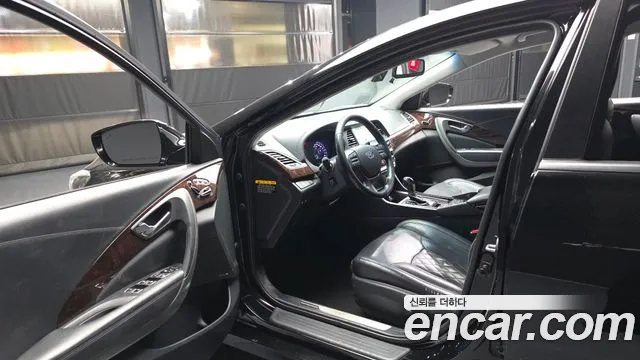 Hyundai Aslan 2015 thumb 11
