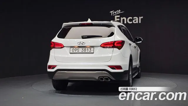 Hyundai Santafe 2017 thumb 4