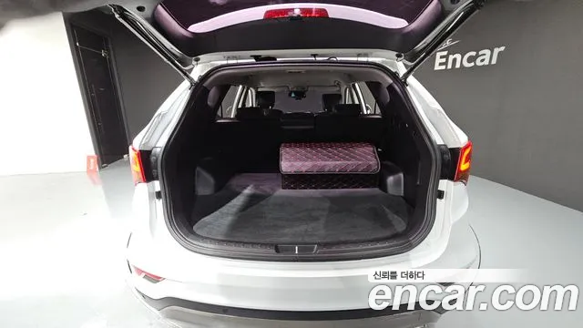 Hyundai Santafe 2017 thumb 6