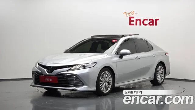 Toyota Camry 2018 thumb 4