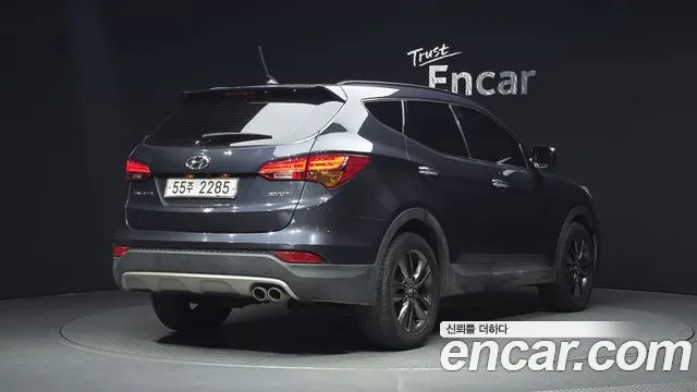 Hyundai Санта Фе 2013 thumb 10