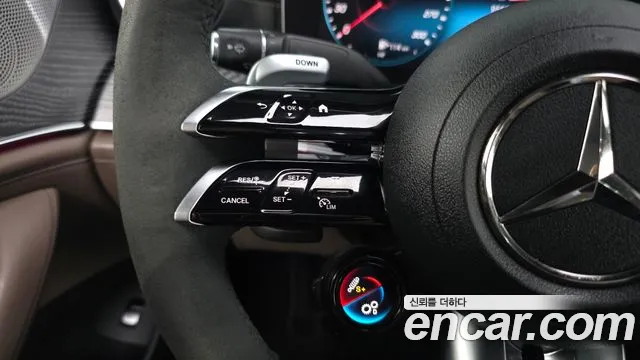 Mercedes-Benz AMG GT 2023 thumb 7