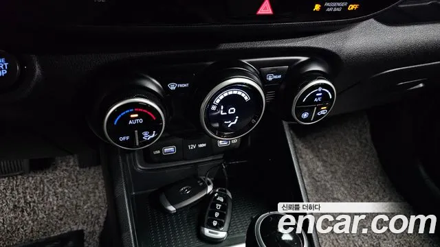 Hyundai Venue 2022 thumb 6
