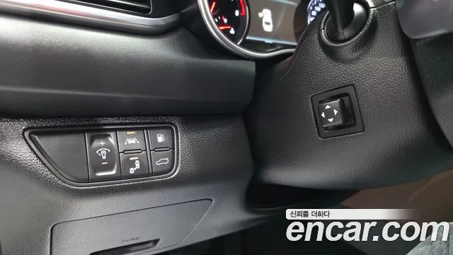 Genesis G70 2017 thumb 2