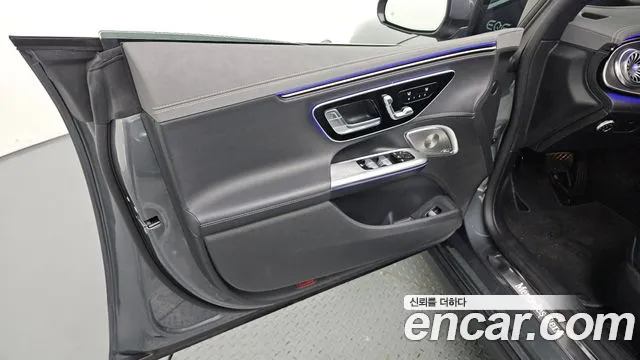 Mercedes-Benz EQE 2022 thumb 3