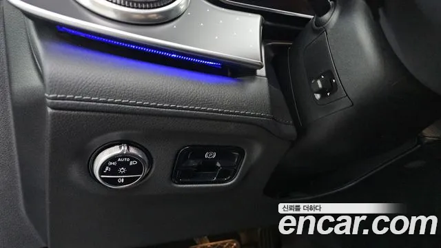 Mercedes-Benz EQE 2022 thumb 12