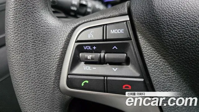 Hyundai Avante 2017 thumb 10