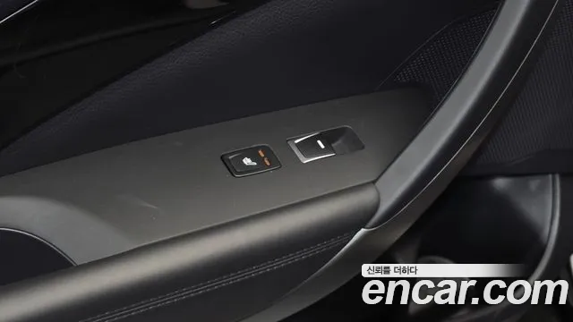 Hyundai Grandeur 2017 thumb 6