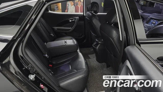Hyundai Grandeur 2017 thumb 5