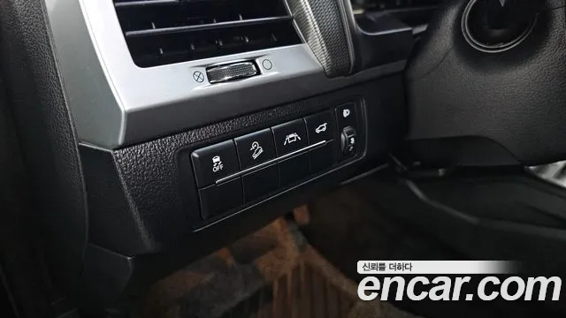 KGM Rexton 2021 thumb 7