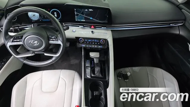 Hyundai Elantra 2023 thumb 9