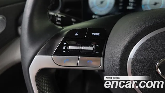 Hyundai Elantra 2023 thumb 4