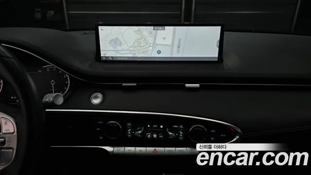 Genesis GV70 2024 thumb 5