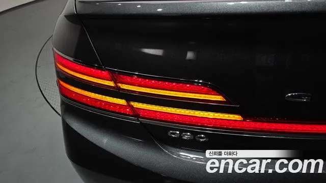 Genesis G90 2021 thumb 3