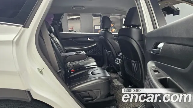 Hyundai Santa Fe 2020 thumb 3