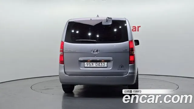 Hyundai Staria 2019 thumb 8