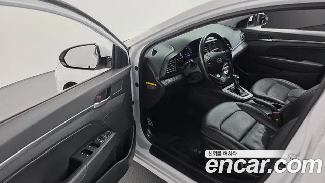 Hyundai Avante 2019 thumb 5