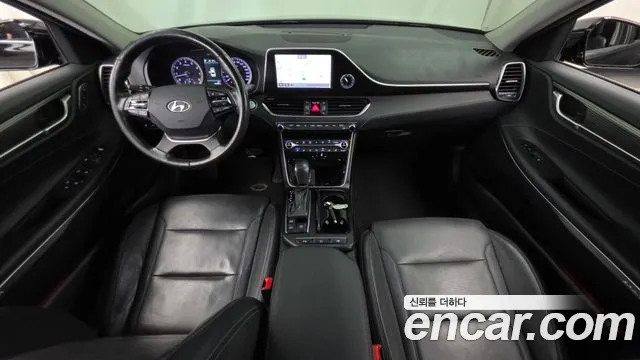 Hyundai Grandeur 2017 thumb 12