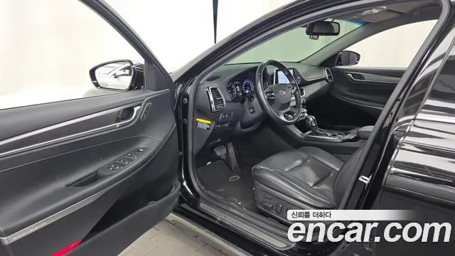 Hyundai Grandeur 2017 thumb 4