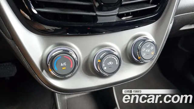 Chevrolet Spark 2019 thumb 11
