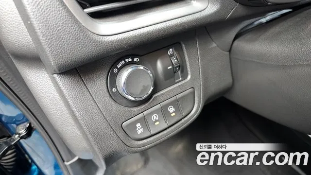 Chevrolet Spark 2019 thumb 2