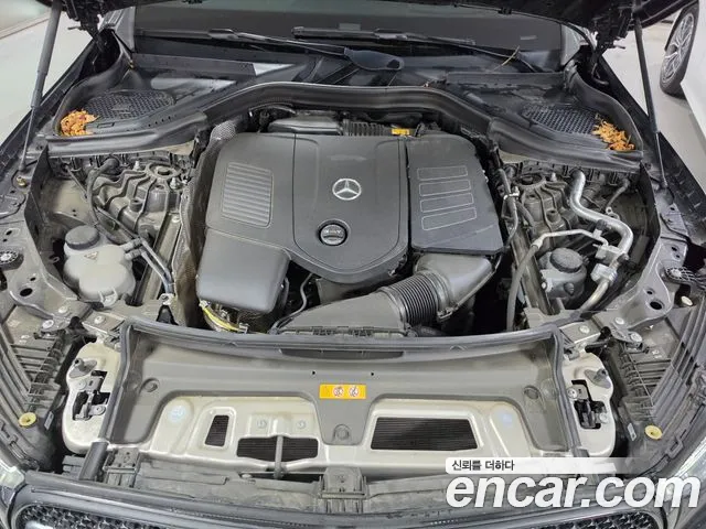 Mercedes-Benz GLC 2024 thumb 10