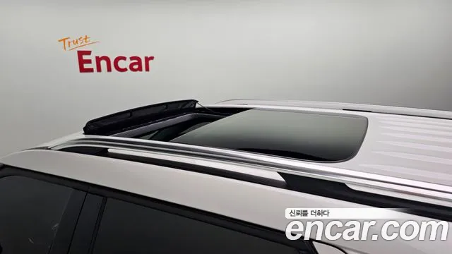 Ford Explorer 2023 thumb 12