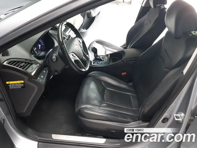 Hyundai Grandeur 2014 thumb 11
