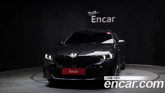 BMW 5 серии 2025 thumb 3