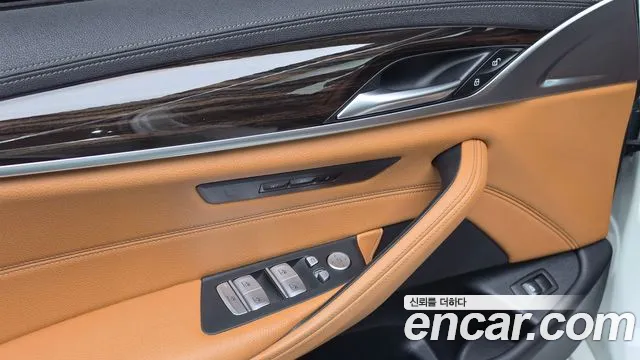 BMW 5 серии 2021 thumb 9