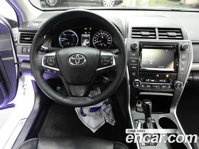 Toyota Camry 2017 thumb 4