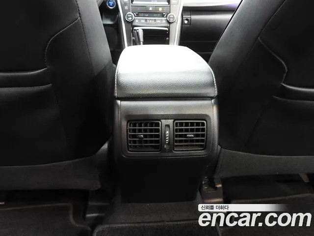 Toyota Camry 2017 thumb 8