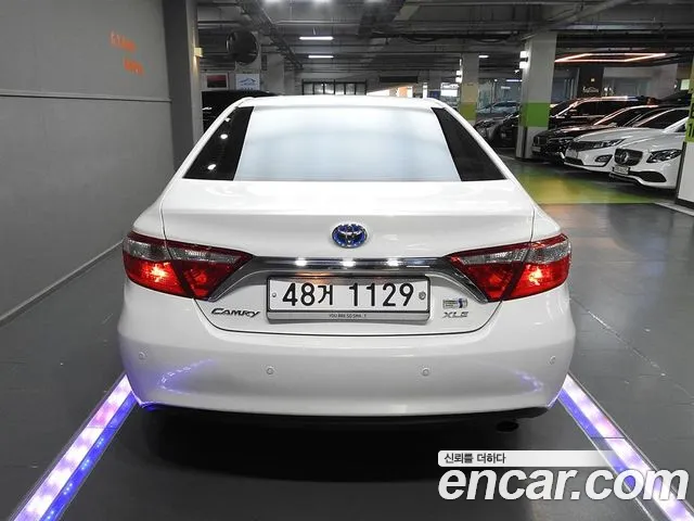 Toyota Camry 2017 thumb 5