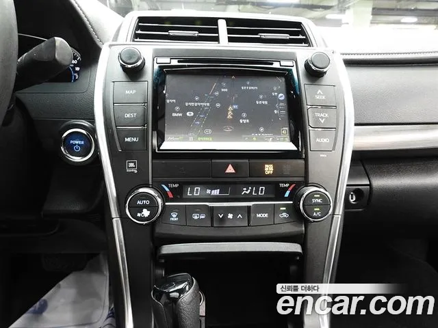 Toyota Camry 2017 thumb 2
