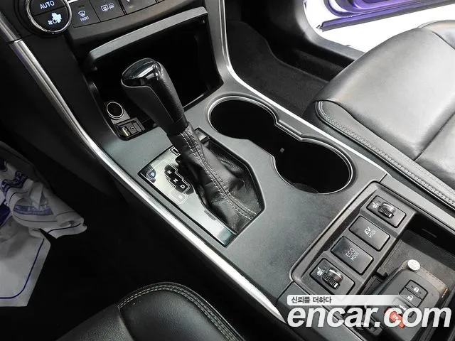 Toyota Camry 2017 thumb 10