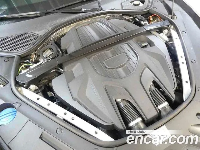 Porsche Panamera 2024 thumb 7