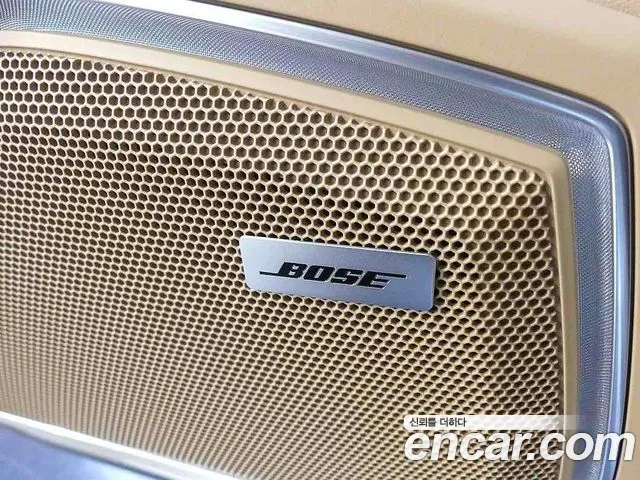 Porsche Panamera 2024 thumb 11
