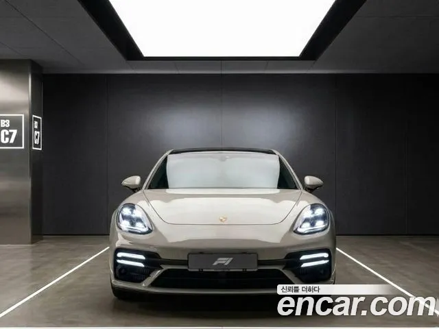 Porsche Panamera 2024 thumb 10