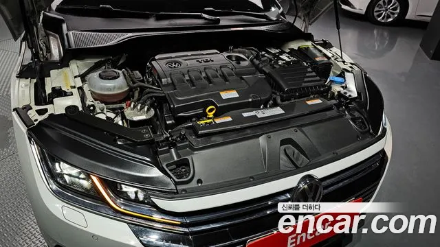 Volkswagen Arteon 2019 thumb 2