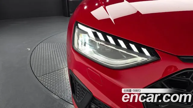 Audi S4 2021 thumb 10
