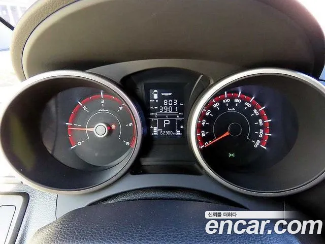 KGM Tivoli Air 2017 thumb 10