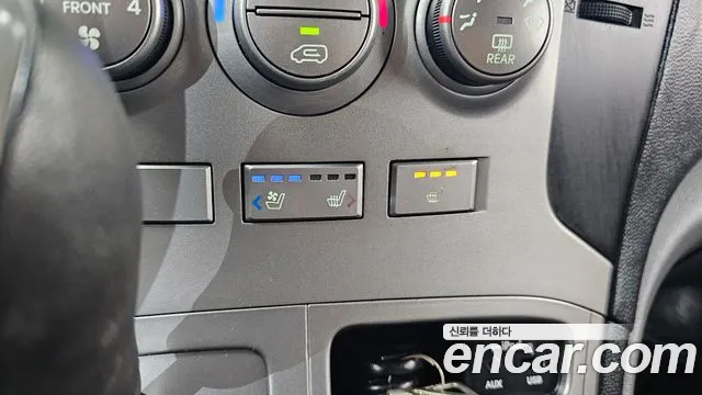 Hyundai Staria 2014 thumb 4