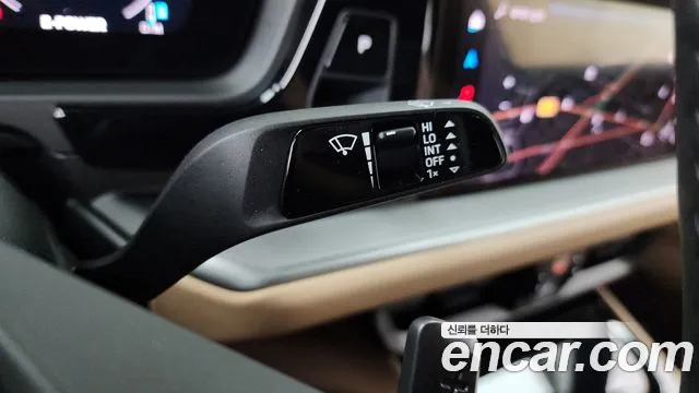 Porsche Cayenne 2025 thumb 11