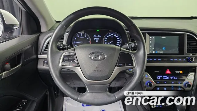 Hyundai Avante 2015 thumb 9